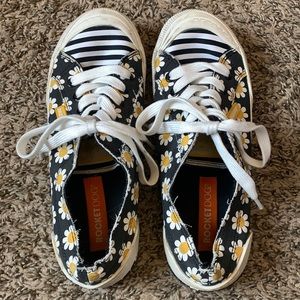 Rocket Dog floral tennis shoes, size 8